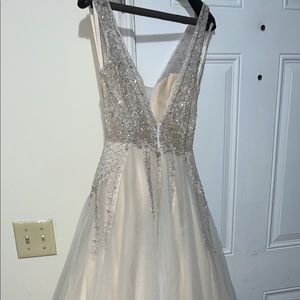 wedding dress